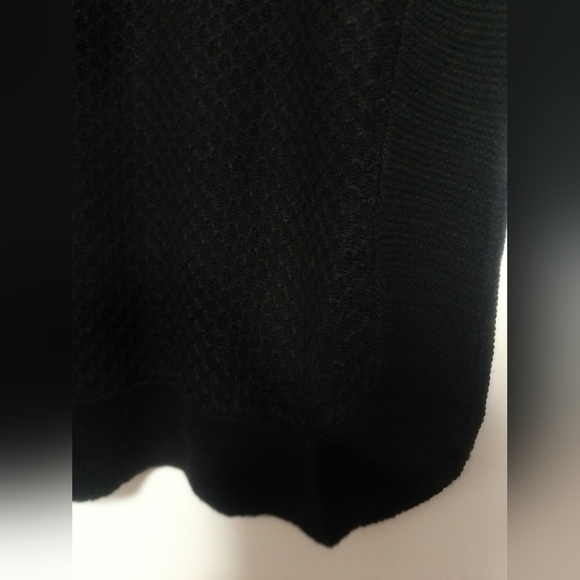 New Black Knitted Sweater / Size 2X - Picture 2 of 9